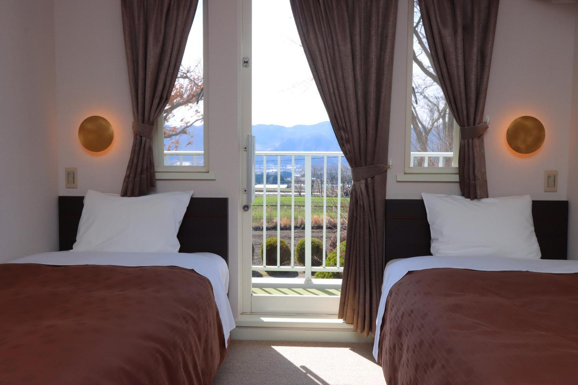 南阿蘇村 ペンション　アンジェリカ Bed & Breakfast エクステリア 写真