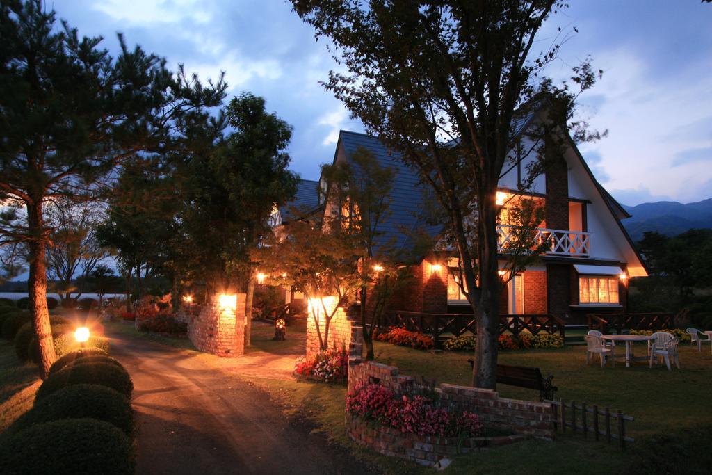 南阿蘇村 ペンション　アンジェリカ Bed & Breakfast エクステリア 写真